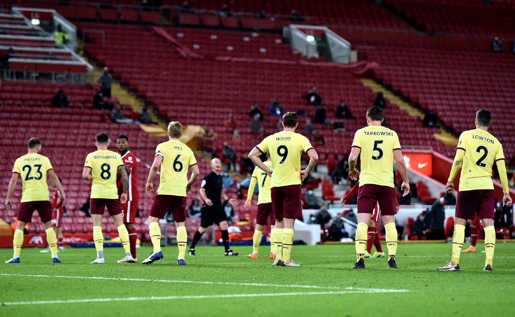 对阵自己曾 对阵自己曾